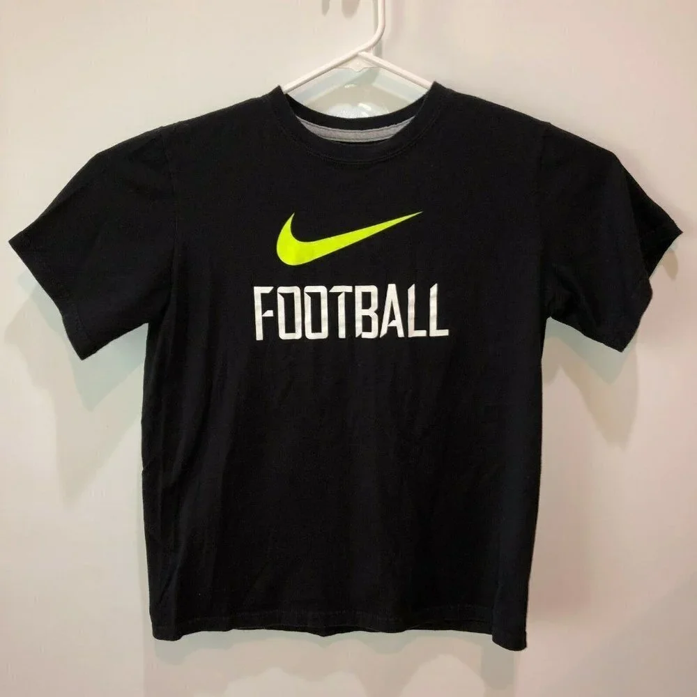 Nike Boys Large Black Swoosh Football T Shirt Short Sleeve Crew Neck Tee Top L